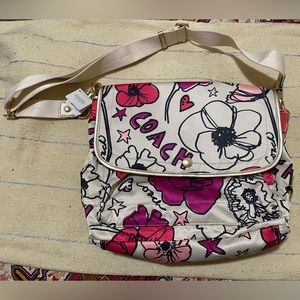 NWT Kyra Coach Messenger Bag